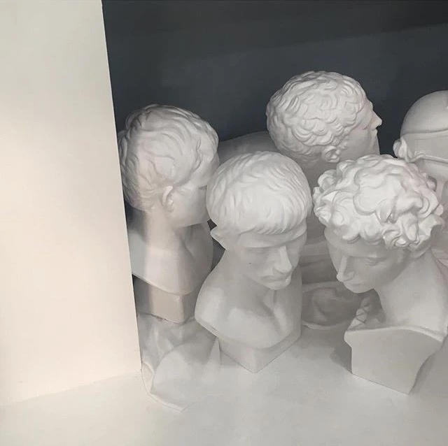 粉色系微信朋友圈背景,白色系名片背景