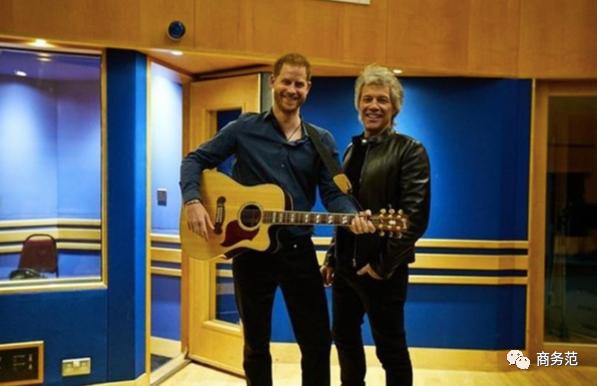 梅根退出王室后首次公开露面,梅根哭诉退出王室背后压力