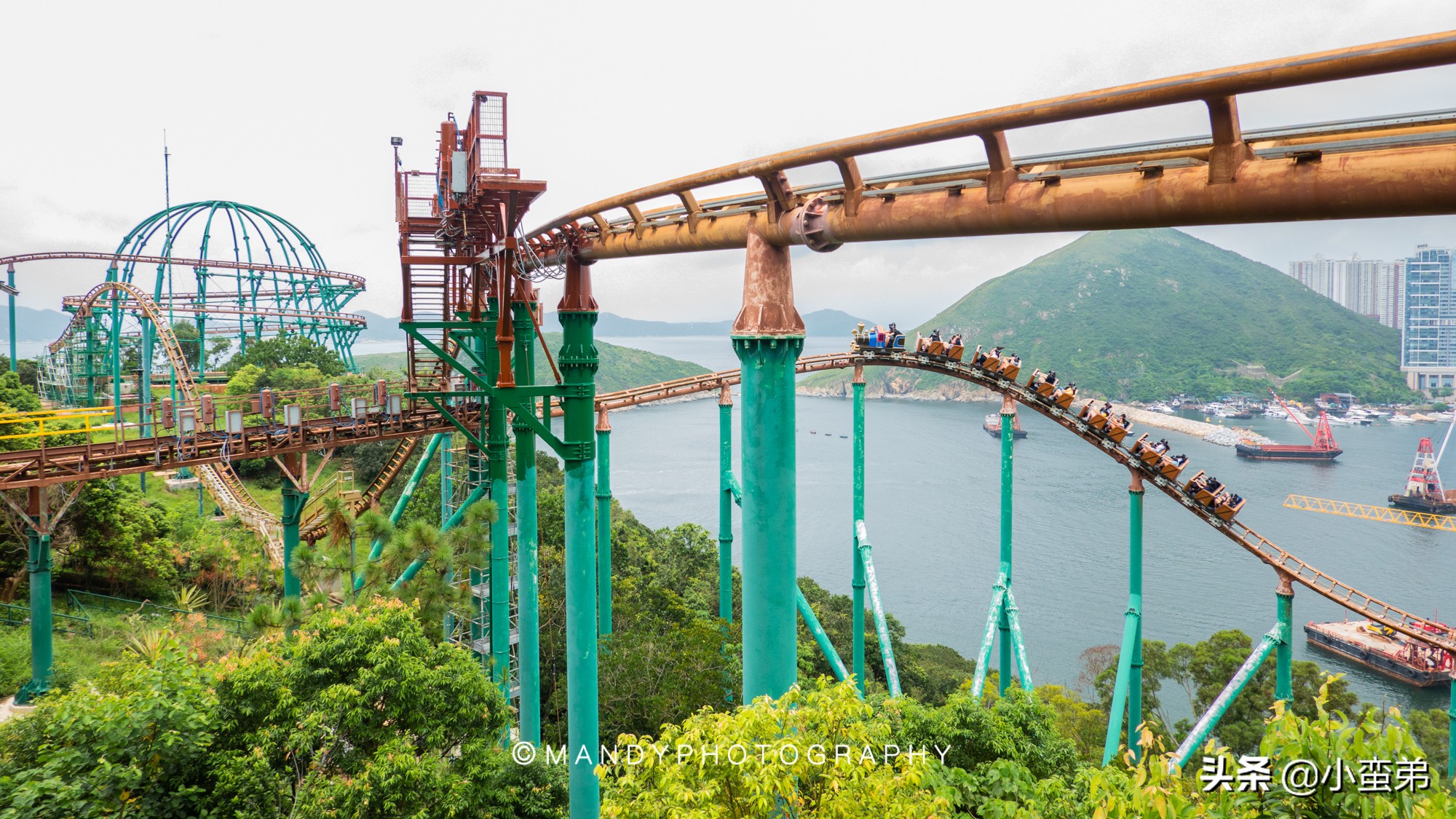 香港巡礼|是谁！敢拿水枪给20岁的海贼王庆生？