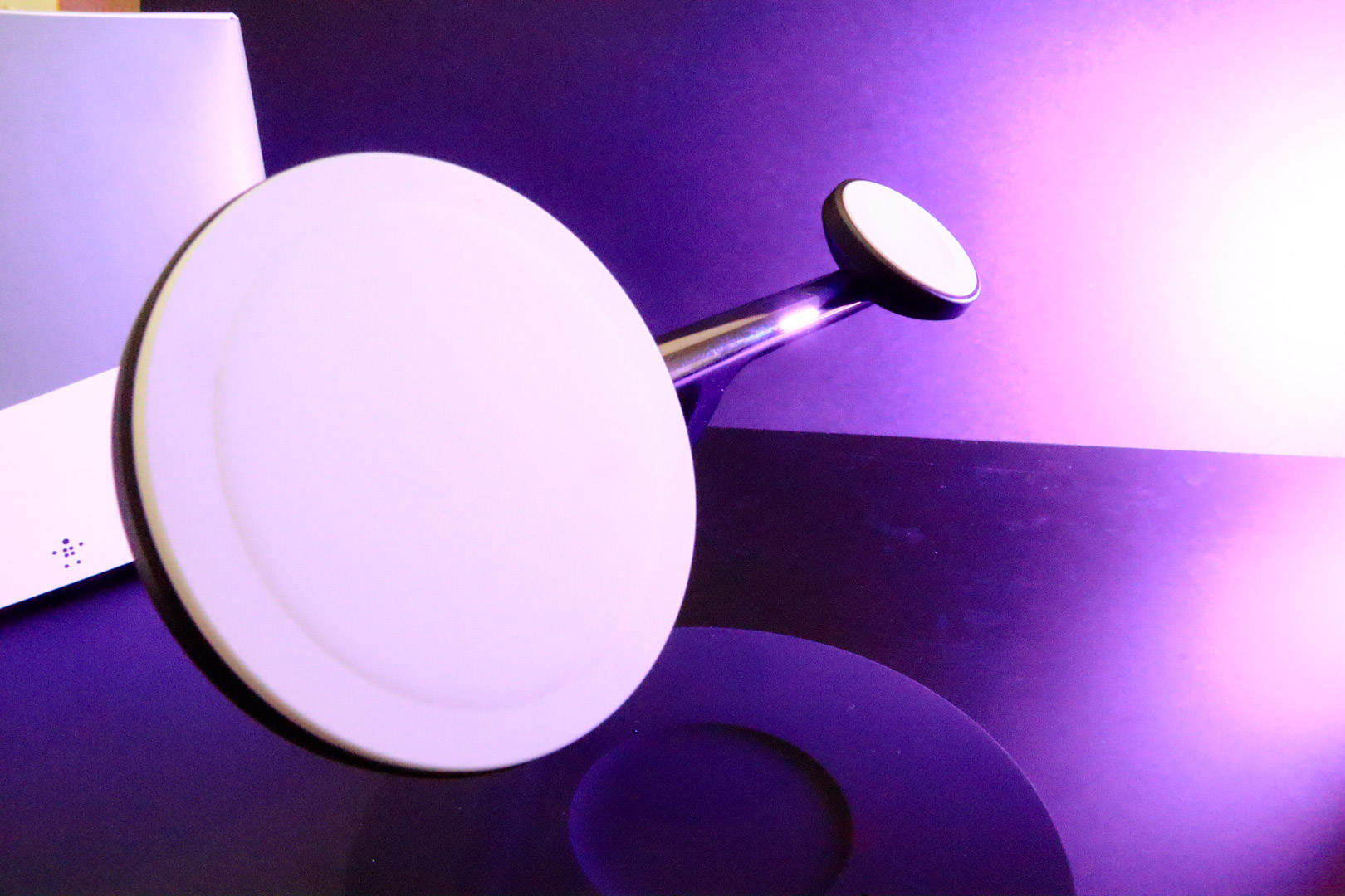 地表最强无线充？且看贝尔金三合一无线充值不值千元