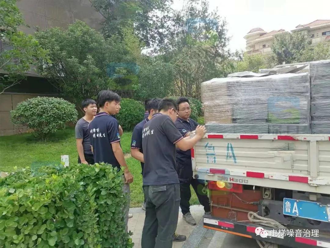 顶楼复式电梯噪音,顶楼不共墙的电梯噪音怎么解决