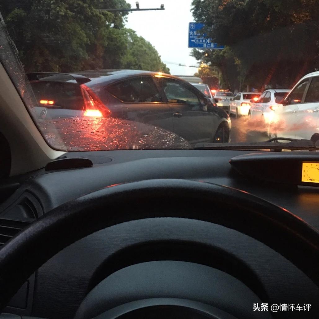 雪铁龙世嘉两厢2.0手动挡的优缺点,2厢世嘉2.0手动