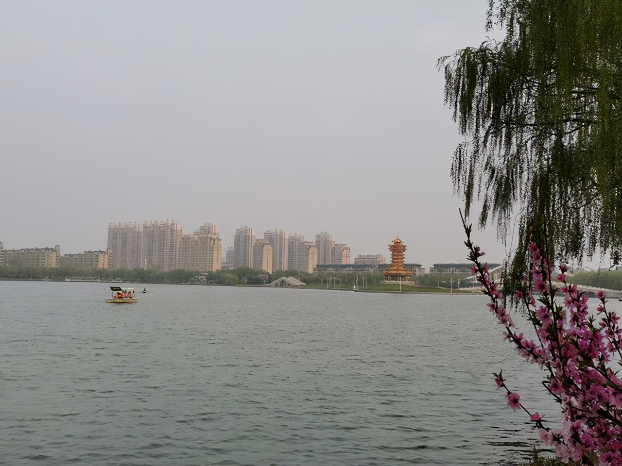 唐山免费开放的足球场,唐山南湖足球公园在哪里