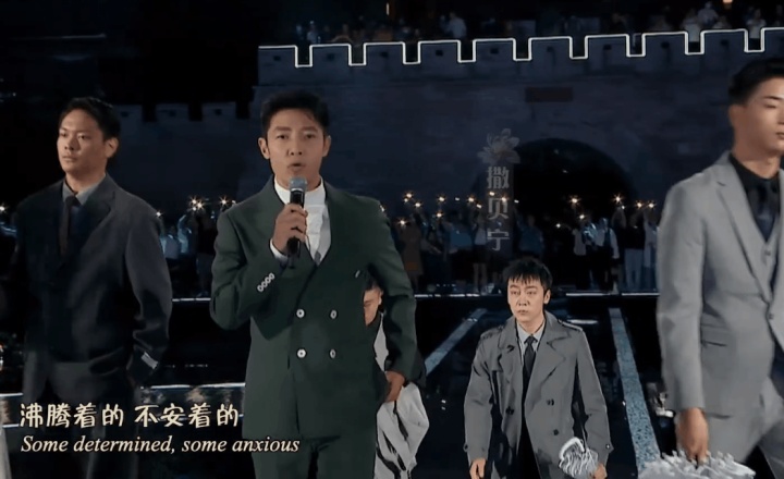 央视boys合体献唱平凡之路,boys唱平凡之路