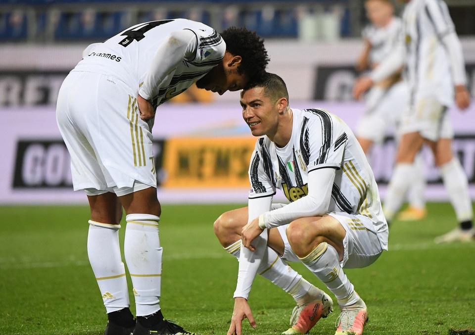 c罗梅西精彩射门,梅西和c罗射门