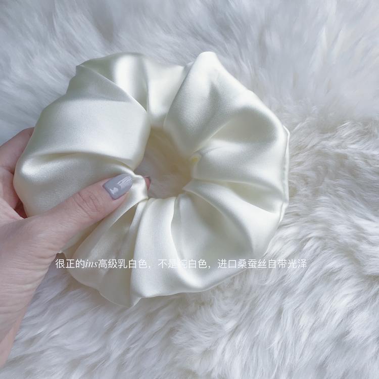 法式赫本风真丝高级感,法式复古大码真丝