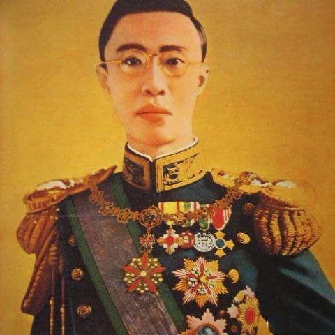 溥仪清朝末代皇帝,溥仪为什么会哭泣