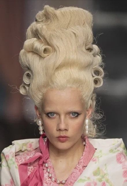 时装周卖衣服,米兰时装周爆火