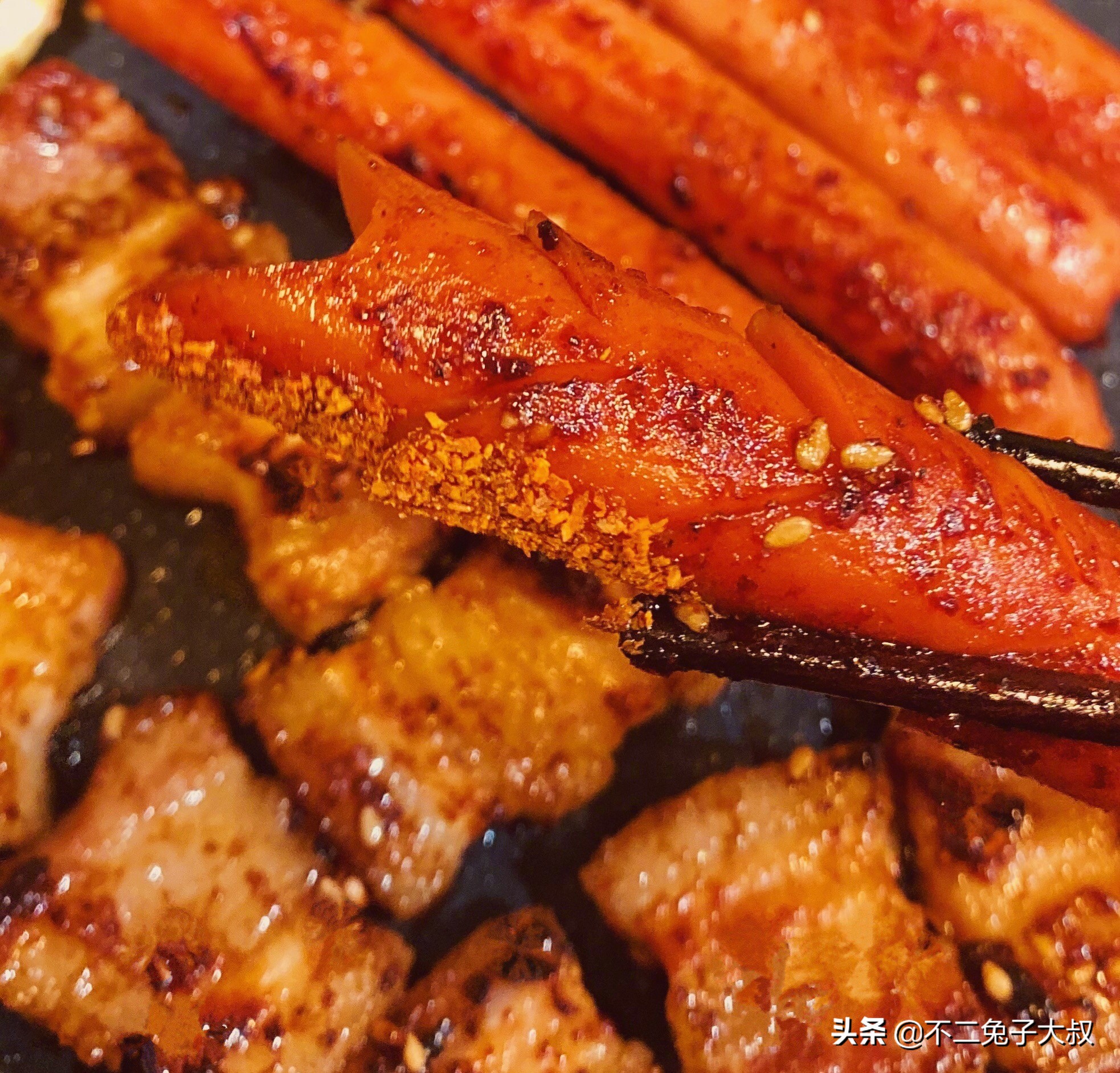 平底锅版的烧烤真的有灵魂真的香,连做几次发现了烧烤新技能