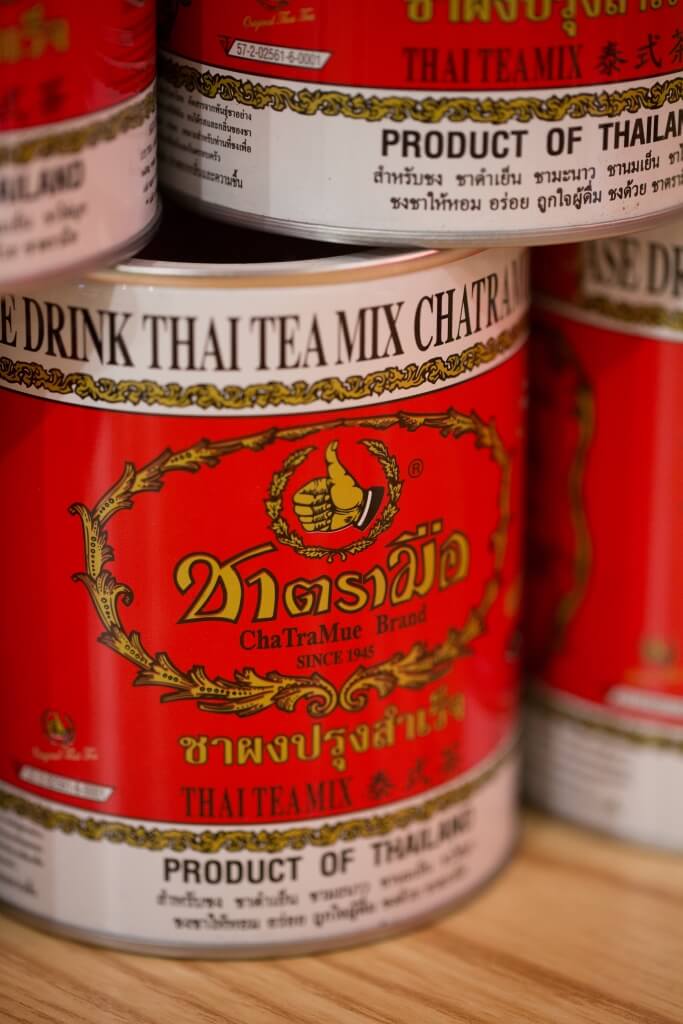 为什么泰式奶茶喝了喉咙不舒服,泰式奶茶为啥做出来不是橘红色