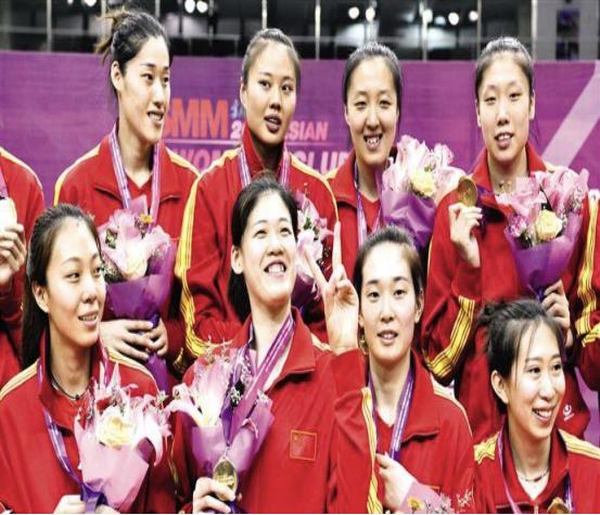 李盈莹家境,李盈莹父亲工作