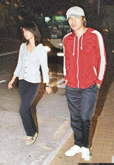 朱茵和周星驰爱情故事,朱茵碰到周星驰与莫文蔚