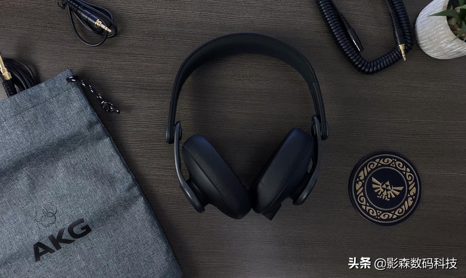 akgk371监听耳机,akgk371是蓝牙耳机吗