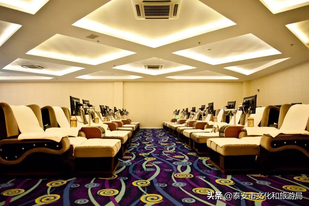 降温了感受到冬天的气息,泰山室内温泉城