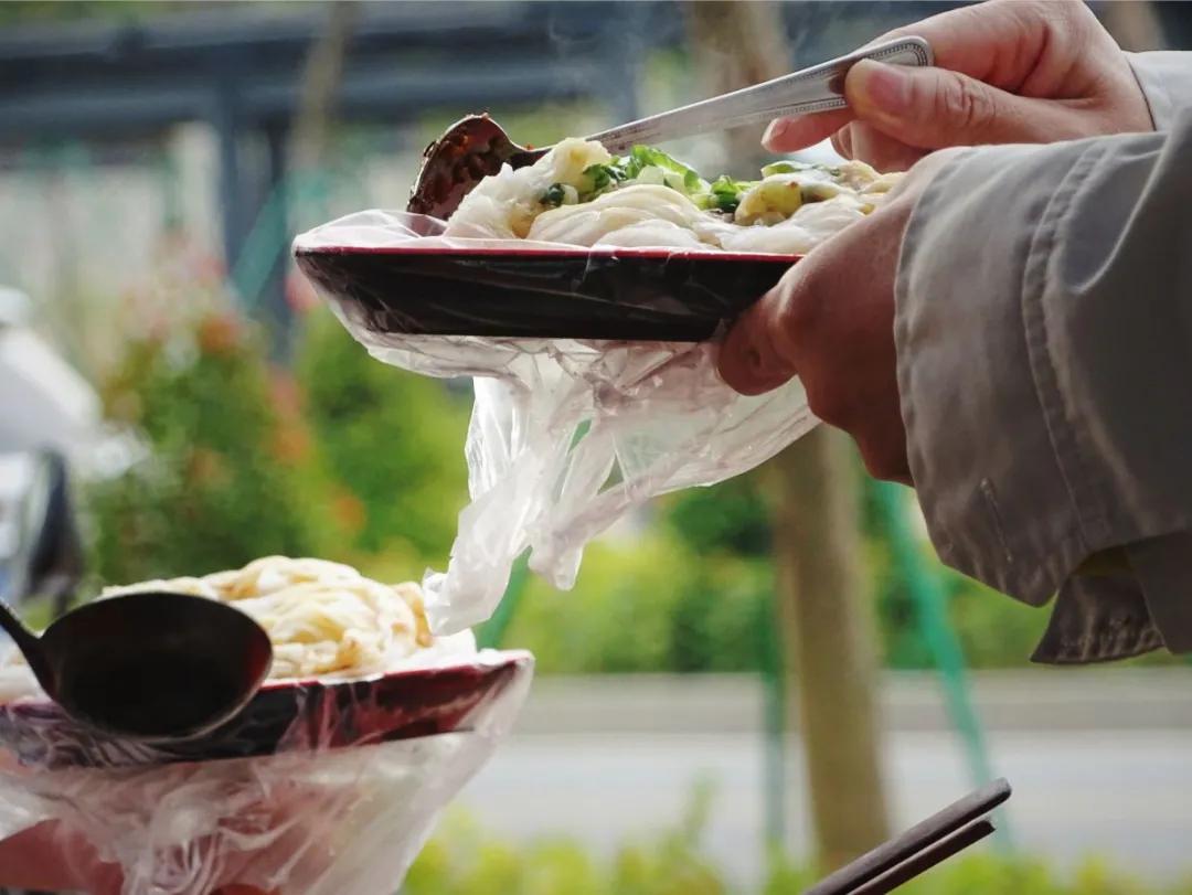 打工人在珠海,在珠海打工的年轻人