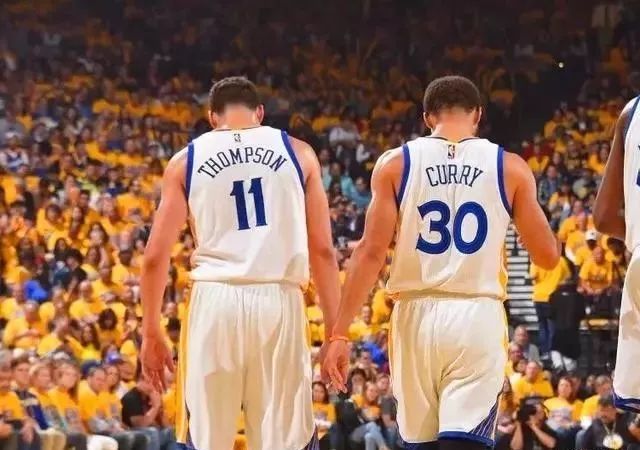 勇士电梯门战术第一次使用,勇士电梯门战术哪一年被禁