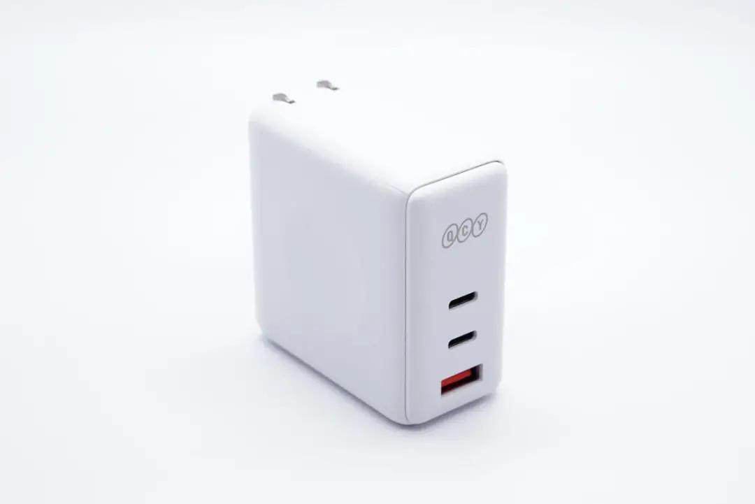 iphone13到底该不该买原装充电器,iphone13有没有充电器