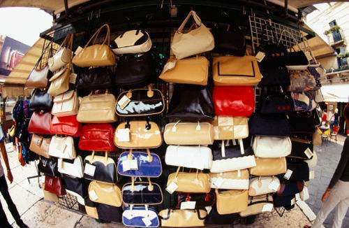 你的lv包包里有什么,你的gucci是真是假