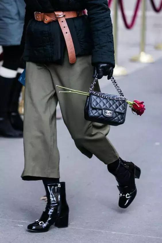 卫衣羽绒服最保暖时髦的冬季搭配,羽绒服卫衣简直时髦