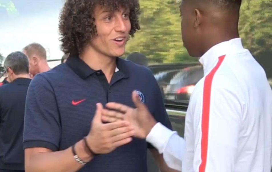 大卫路易斯究竟是什么水平的球员,大卫路易斯为什么是最差的后卫