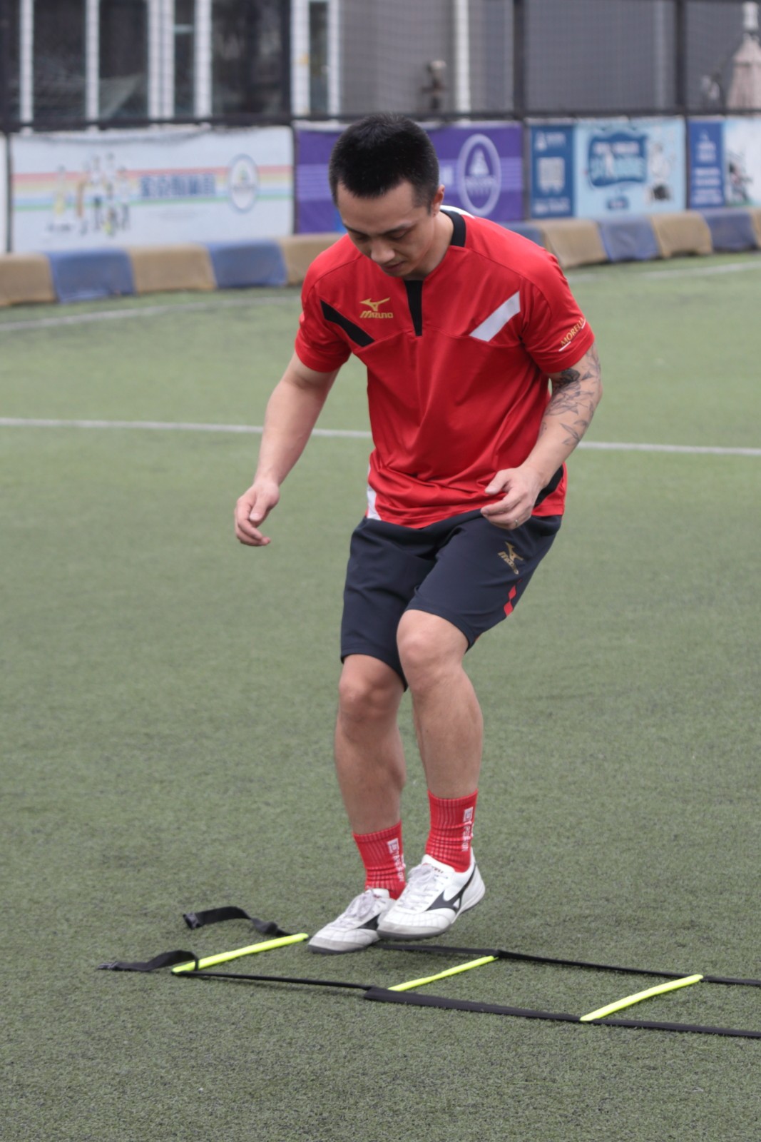 美津浓全新moreliaiitf足球鞋,美津浓morelianeo3