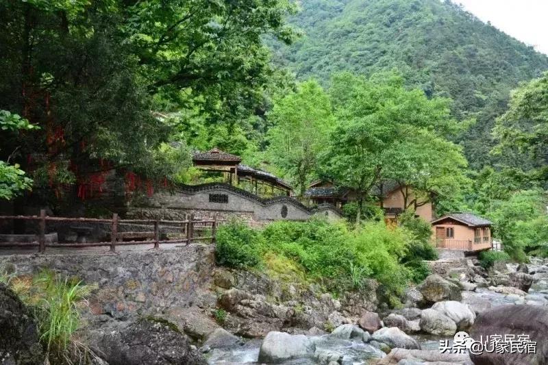 他花2000平米却只打造9间房，想请你来吃一道最有故事的徽菜