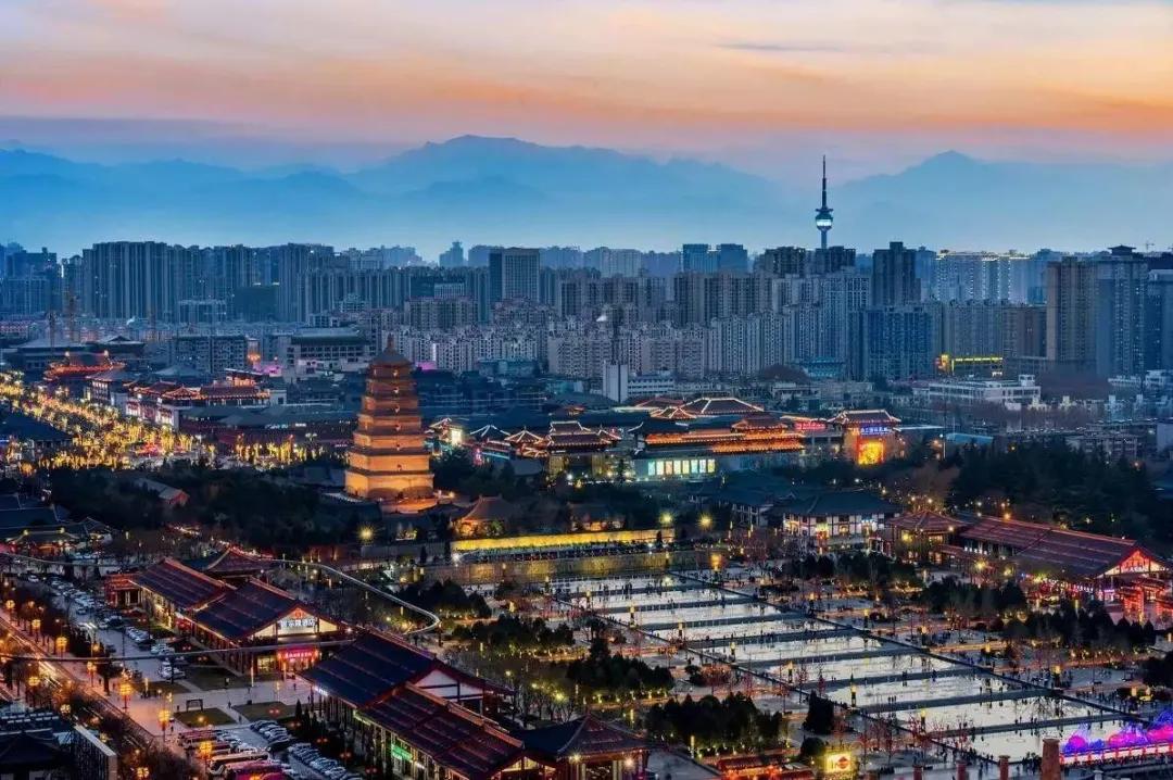 知乎里的西安，没有人均月入过万