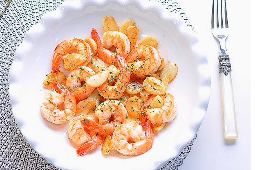 生吃冰冻虾怎么做简单又好吃,冷冻虾怎么煮好吃又简单