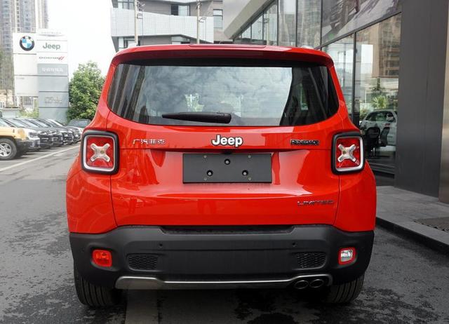 一般什么人会开Jeep自由侠？开它有档次吗？有什么优缺点？