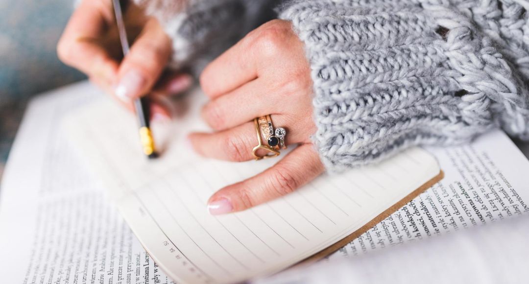 喜怒无常情绪失控是人的致命弱点,人突然性格大变脾气暴躁事后遗忘