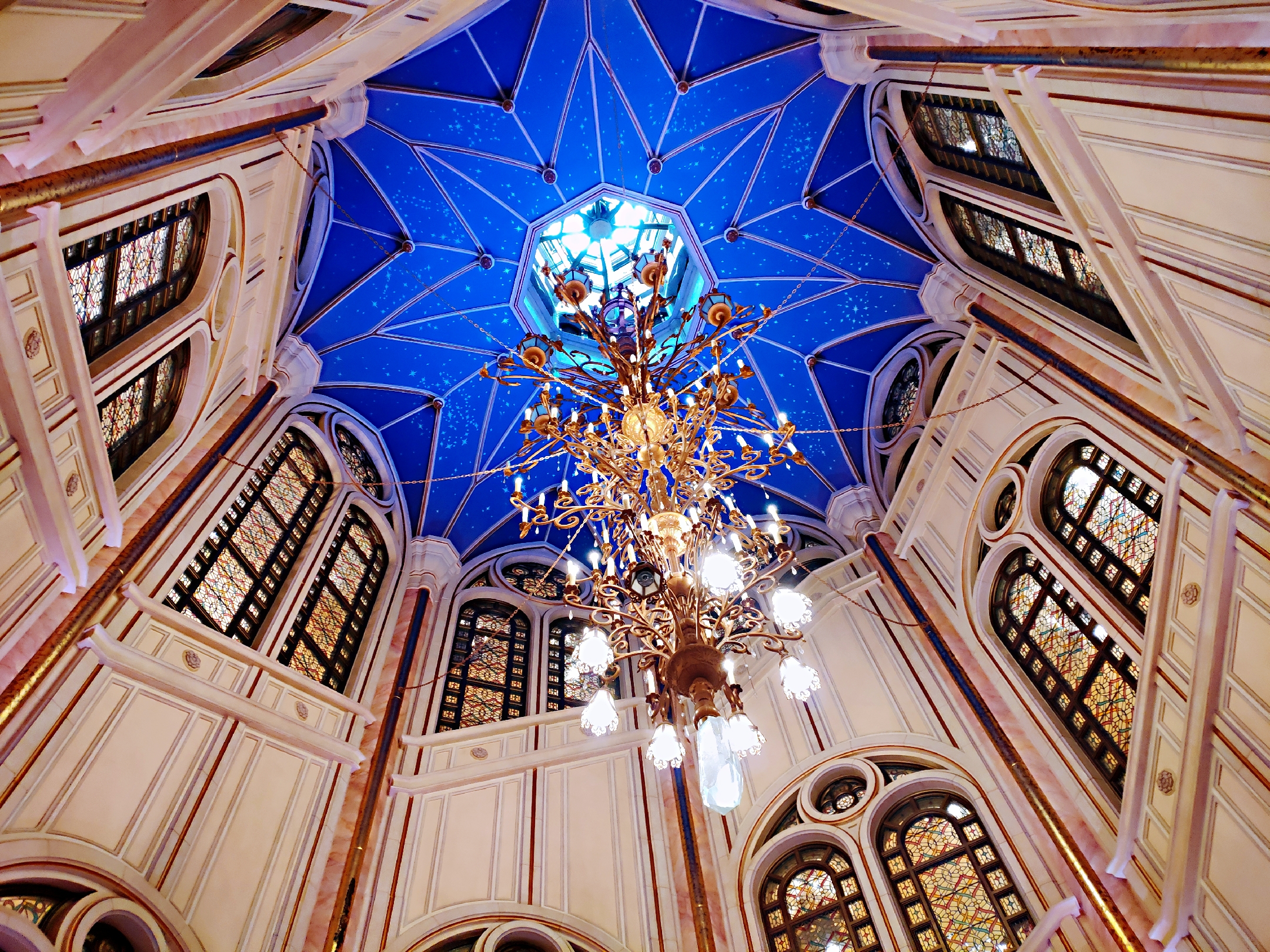 上海迪士尼游玩攻略地图,上海迪士尼乐园攻略淡季