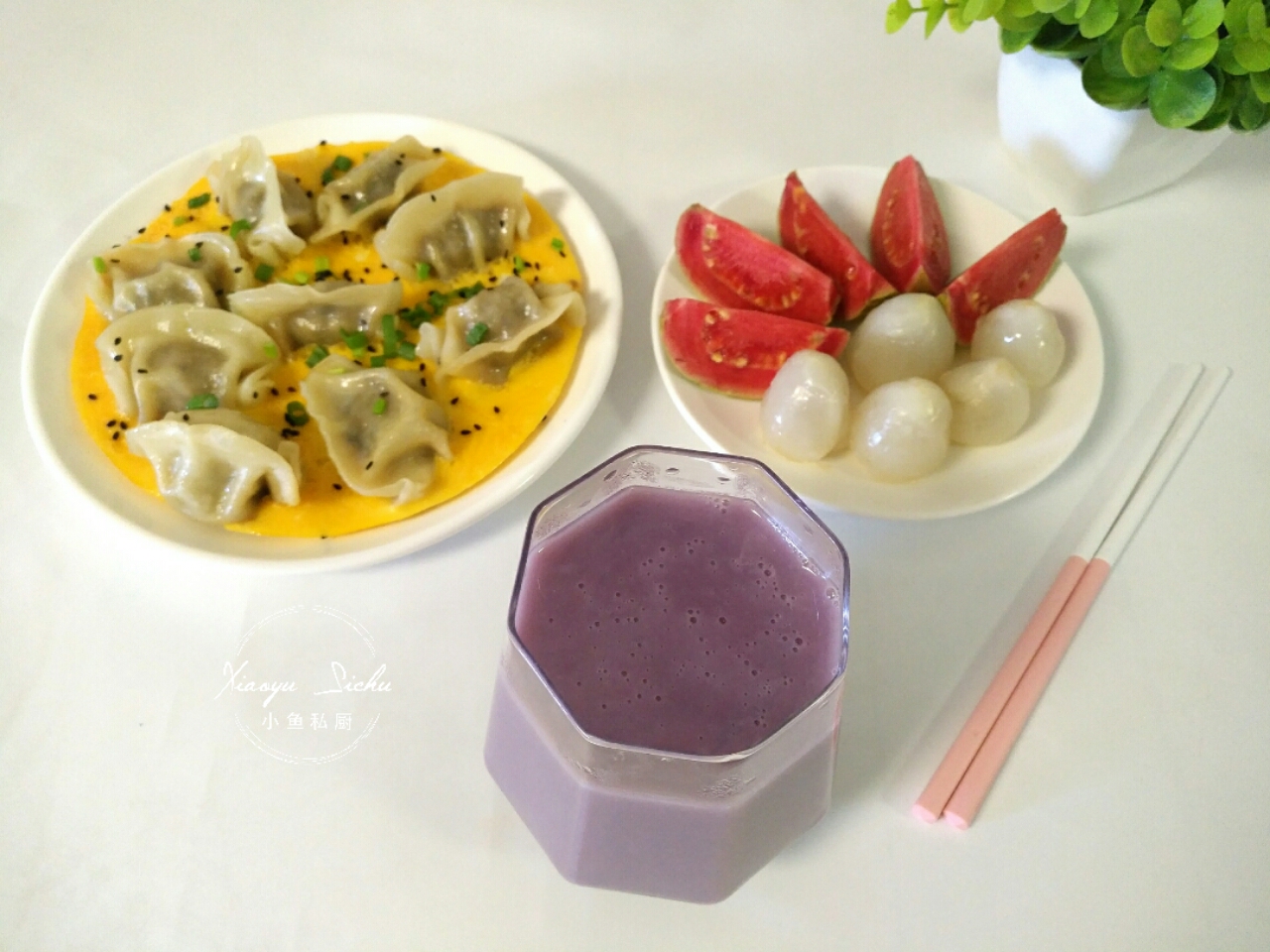 早上朋友圈晒女儿,中学生营养早餐15天不重样