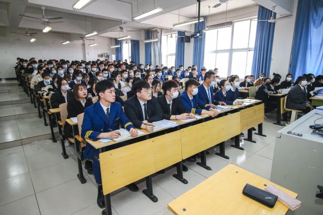 廊坊翔宇航空学院,航空学校生活