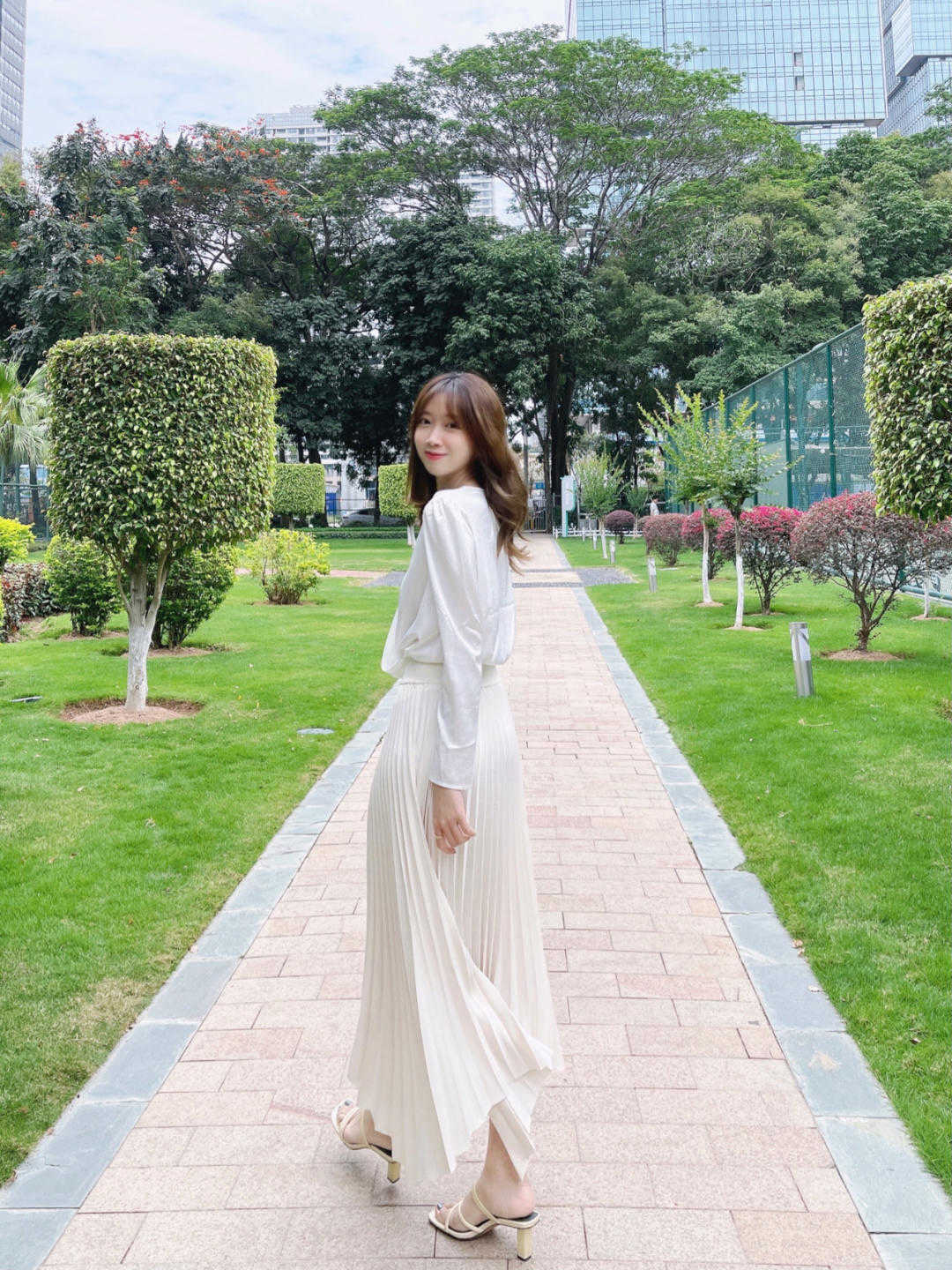 试试这些半身裙搭配,半身裙搭配上衣推荐胖子