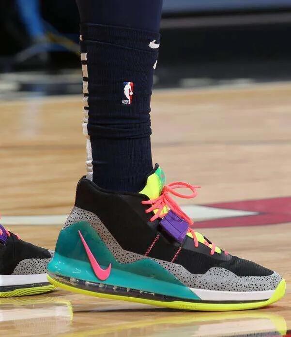 实战球鞋大盘点实战鞋到底怎么买,耐克球鞋测评排行榜前十名