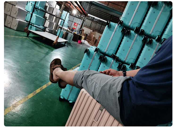 车顶行李箱如何选择容量,车载行李箱车顶箱选择