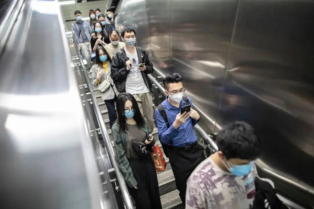 小编探万博|走近战“疫”下的万博百态