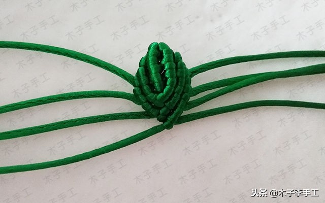 立体苹果的编织方法,小苹果的手工编法教程