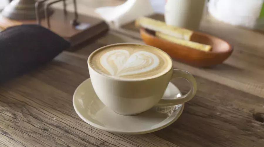 初中生总是熬夜吃什么营养品,中学生经常熬夜补什么营养品