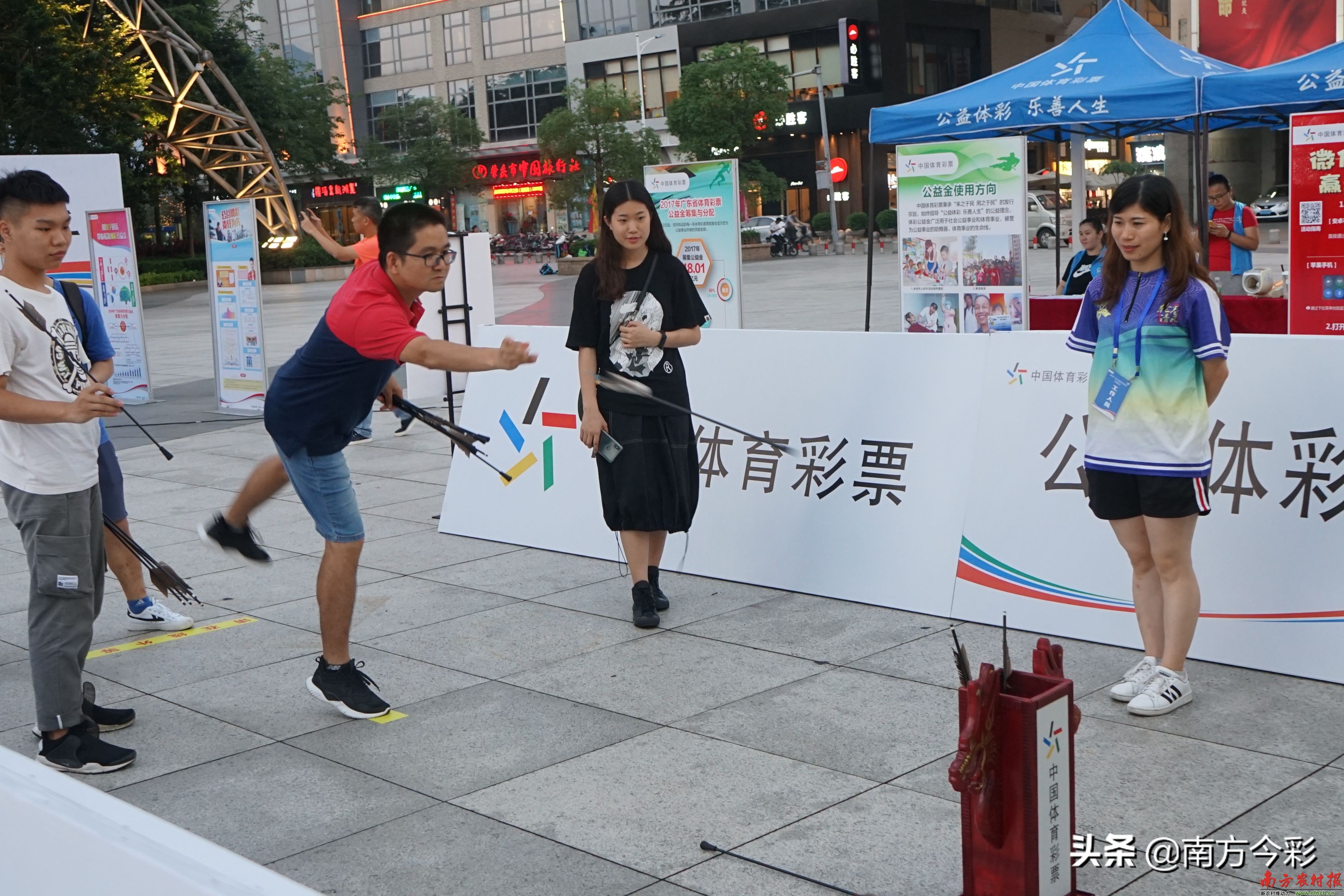 体彩助力全民健身活动新闻,公益体彩赢在社区活动