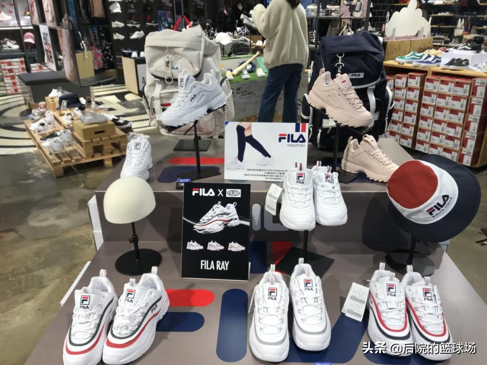 fila斐乐是安踏产的吗,fila斐乐是安踏全部收购吗