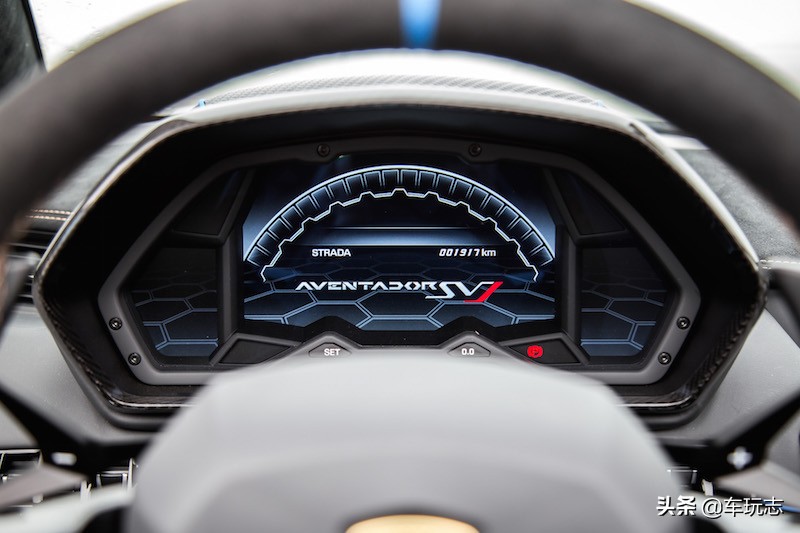 兰博基尼黑色,兰博基尼aventadorsroadster