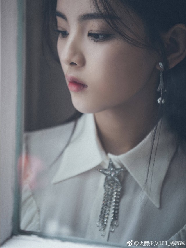 相貌平平杨超越?她的颜是否真的被吹嘘过渡?