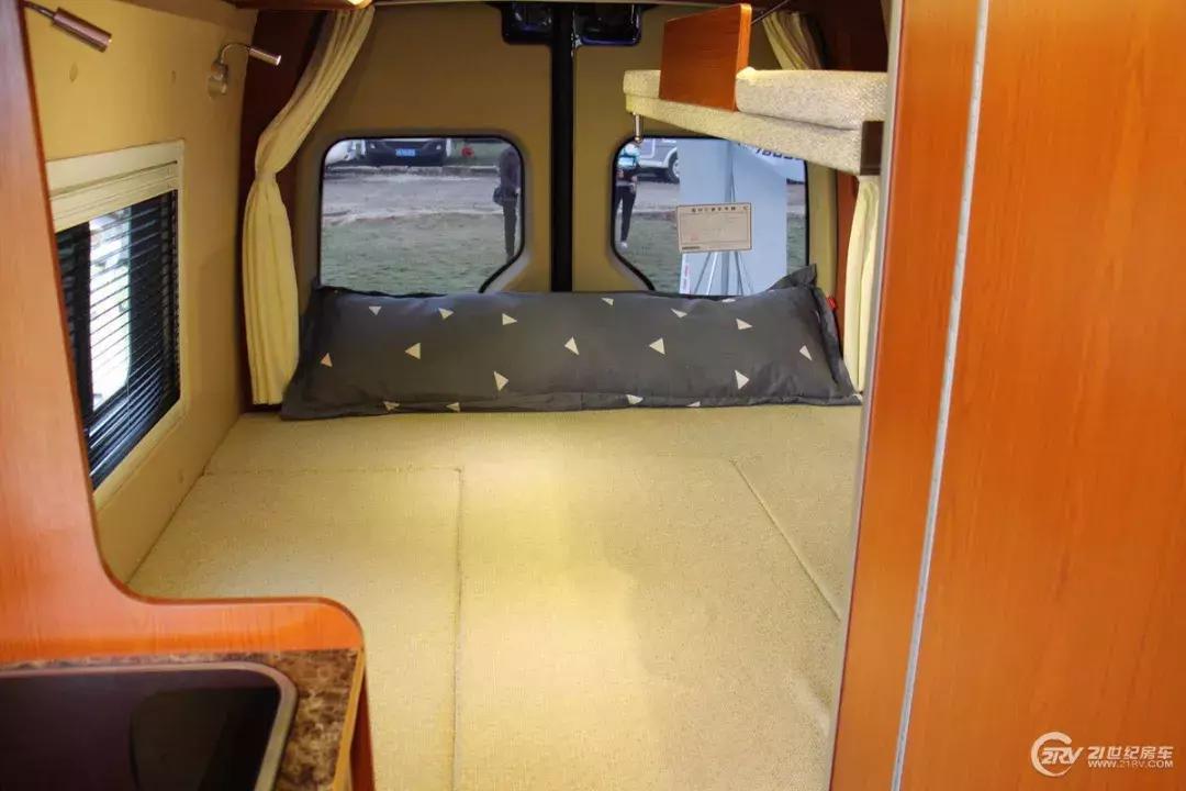 高度2.8米以下4座房车最新款,福田4座房车价格