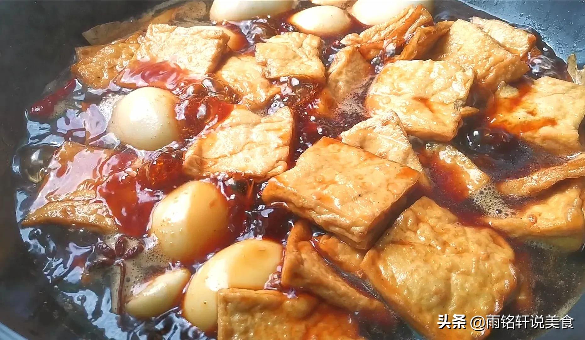 徒手剥鸡蛋壳剩下鸡蛋膜,怎么快速剥熟鸡蛋壳