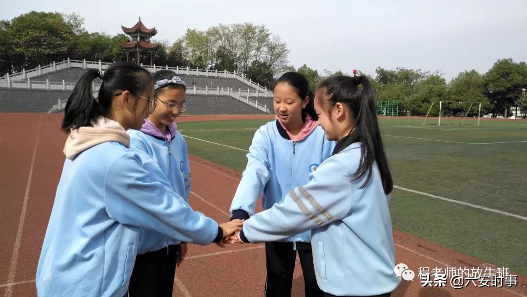 逐梦赛场，群英荟萃，二中健儿赛场展英姿；同心协力，奋勇拼搏，牛犊小将逆境创佳绩