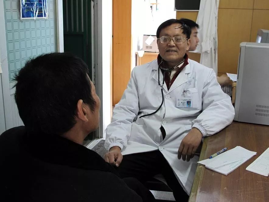 中南大学湘雅二医院郑煜煌,感染内科郑煜煌