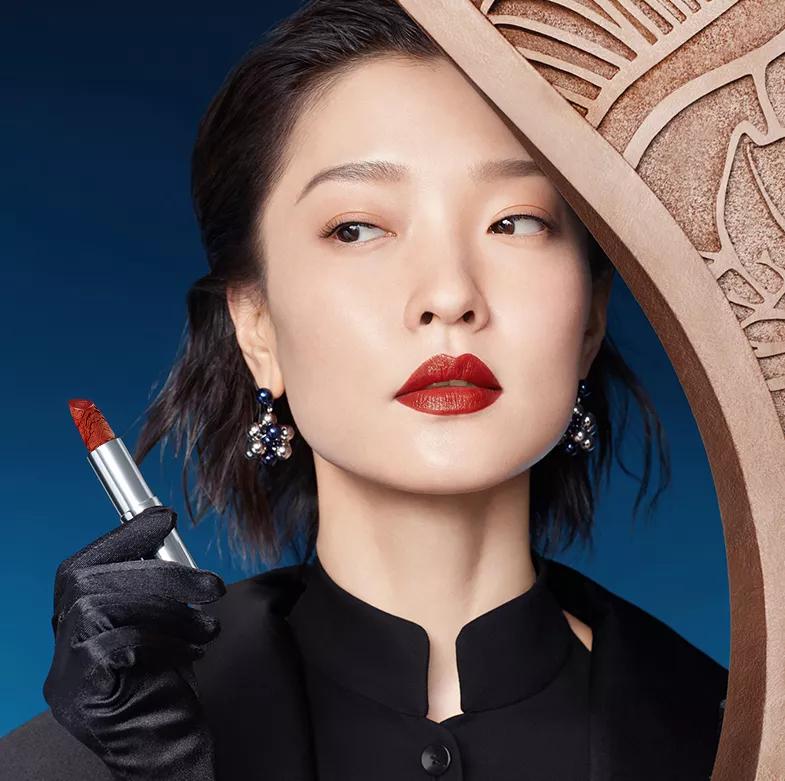 送女朋友的情人节礼物推荐最新款,送女朋友礼物实用惊喜轻奢情人节