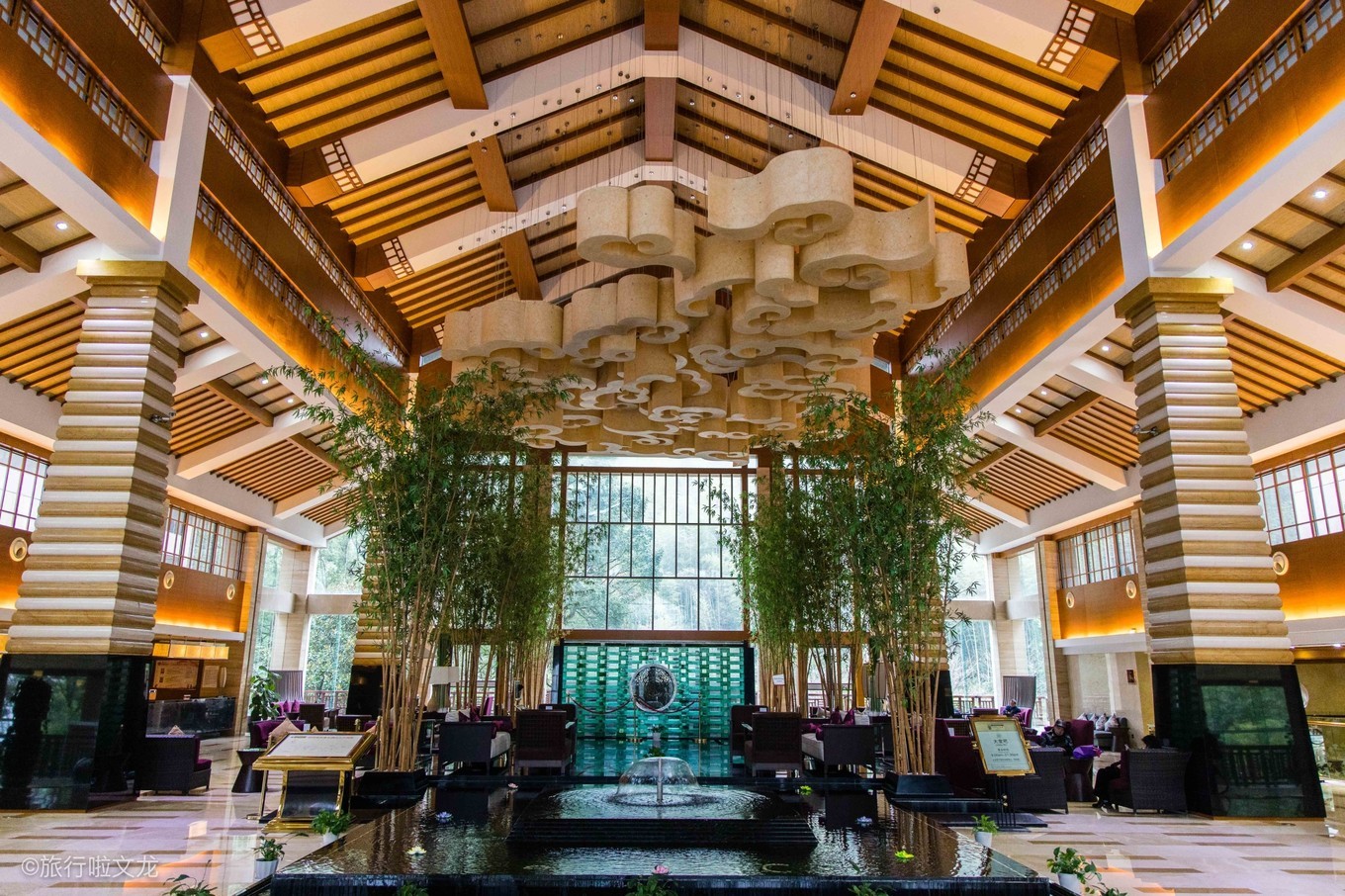 武功山羊狮慕值得去吗,武功山好玩还是羊狮慕好玩