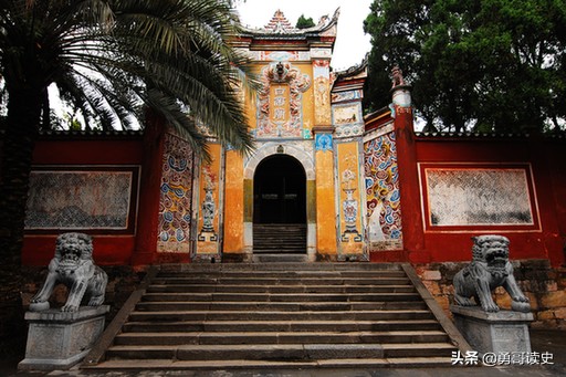 三峡奉节脐橙,奉节白帝城江边上的脐橙